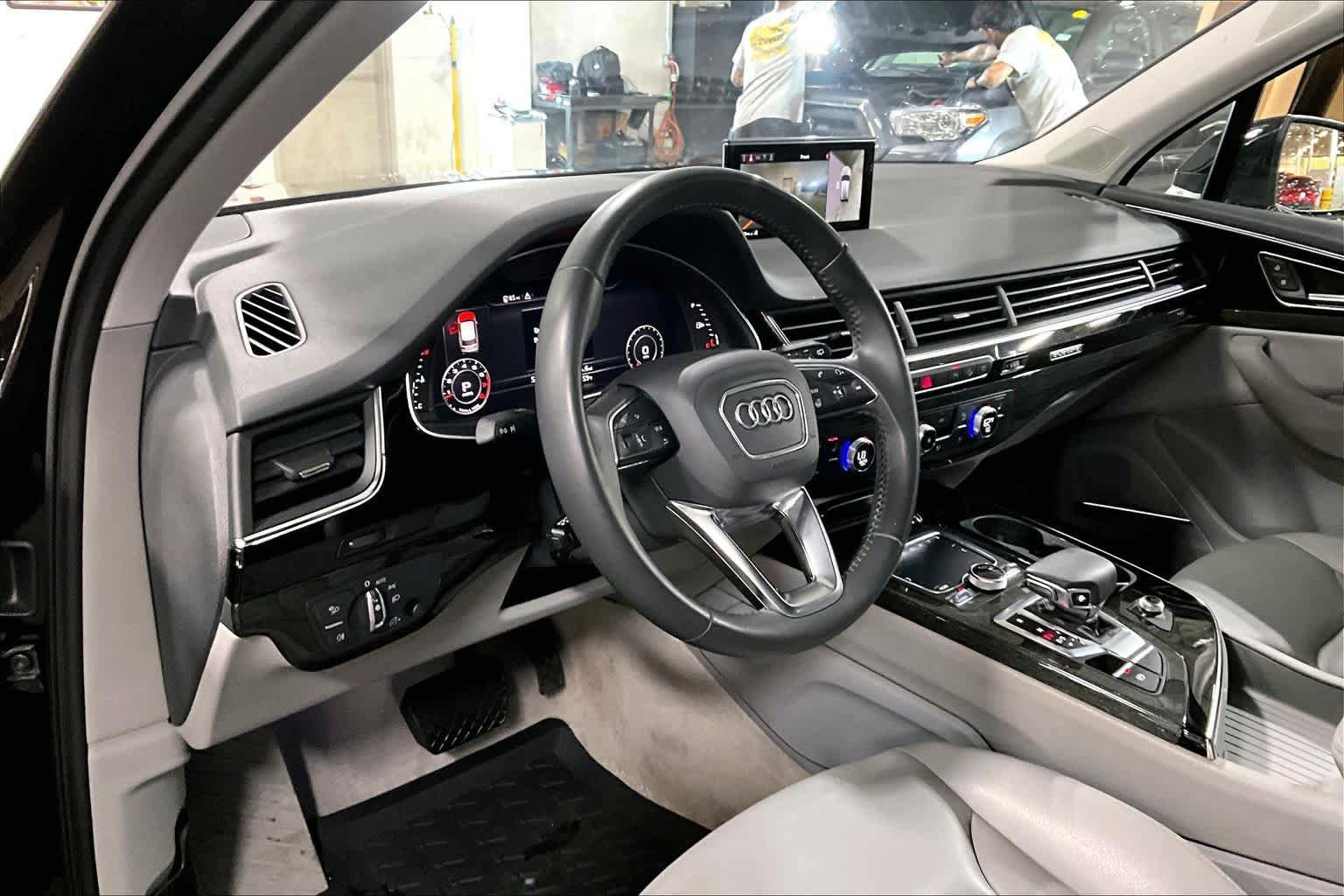 Used 2019 Audi Q7 3.0T Premium Plus w/ Premium Plus Package AWD/4WD image 18