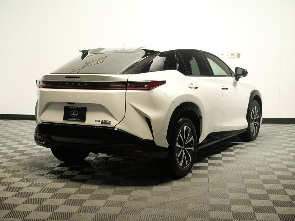 Used 2023 Lexus RZ 450e Premium w/ Technology Package image 8
