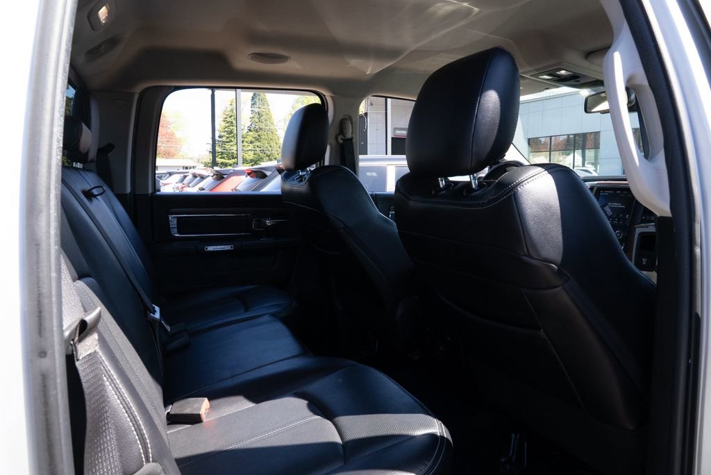 Used 2018 RAM 1500 Laramie w/ Convenience Group AWD/4WD image 24