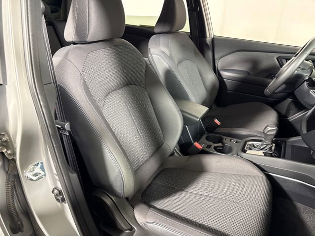 Used 2025 Subaru Forester Premium w/ Convenience Package #2 AWD/4WD image 15