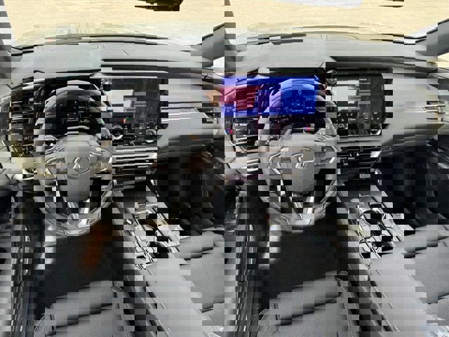 New 2026 Lexus RX 350 w/ Convenience Package AWD/4WD image 9