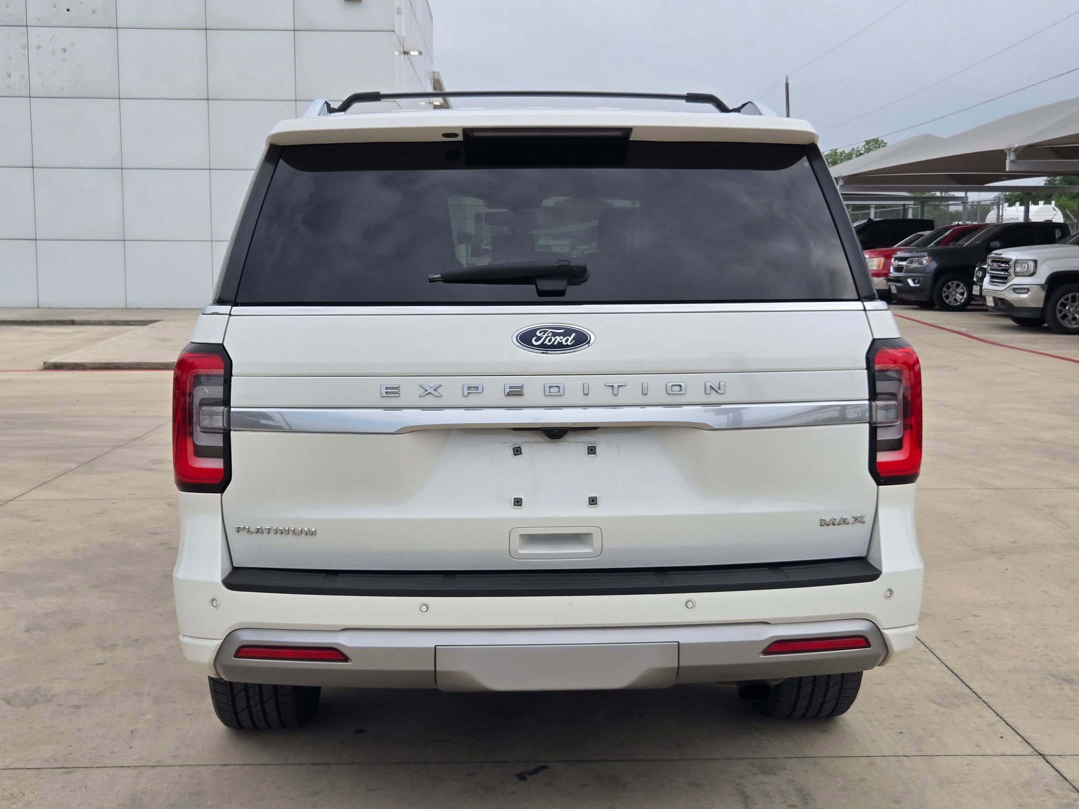 Used 2023 Ford Expedition Max Platinum RWD image 6