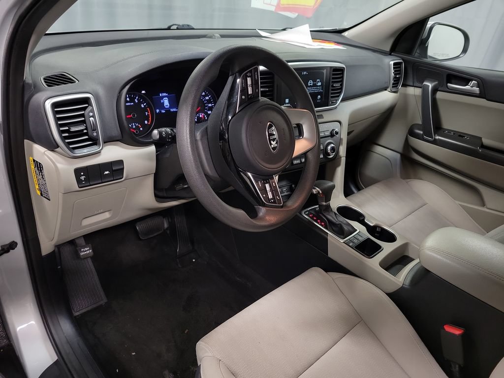 Used 2020 Kia Sportage LX AWD/4WD image 15