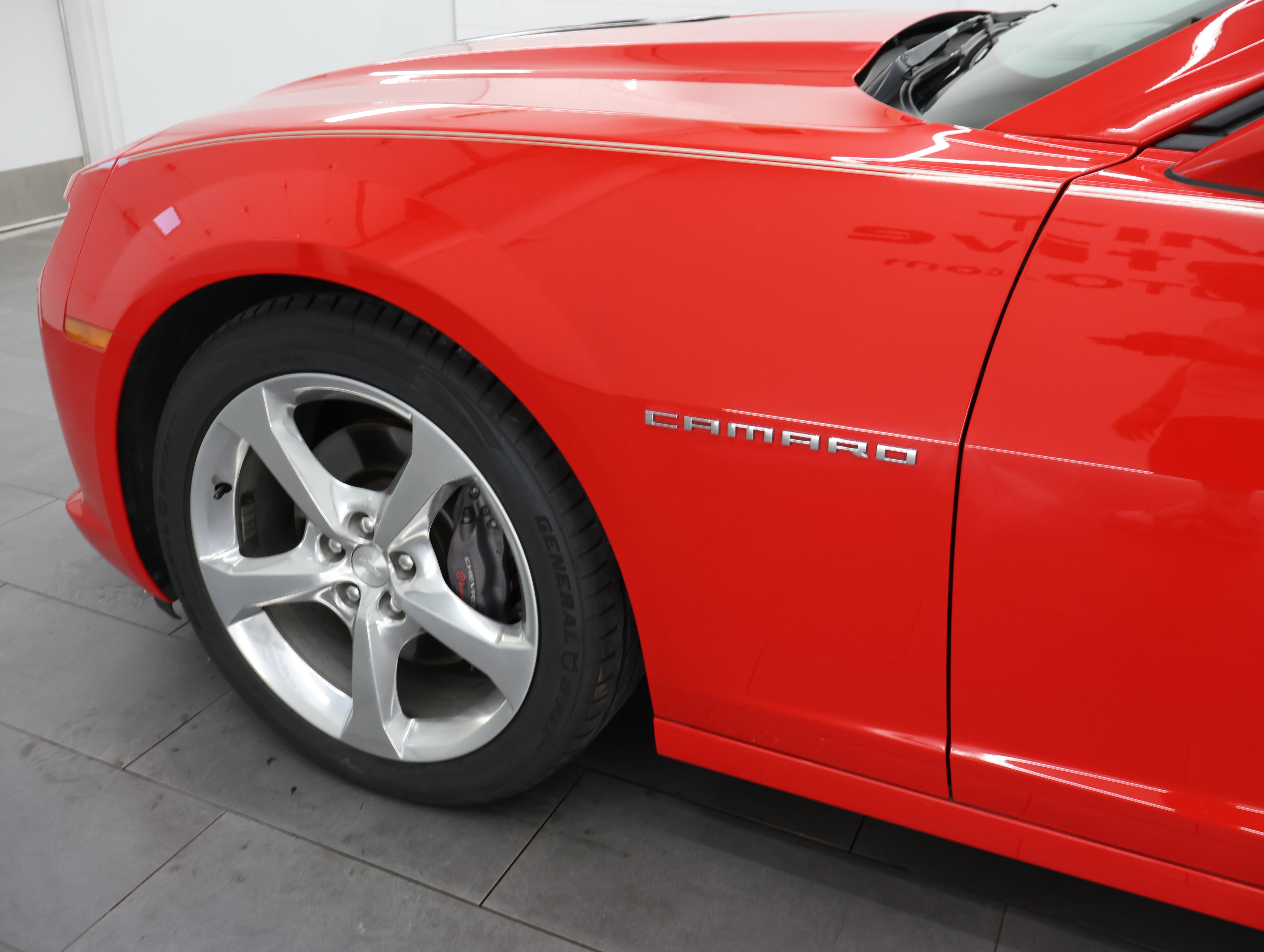 Used 2014 Chevrolet Camaro SS w/ RS Package RWD image 33
