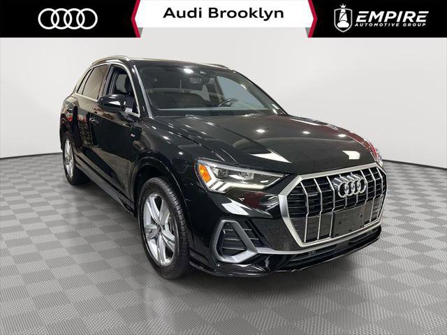 Used 2024 Audi Q3 2.0T Premium AWD/4WD image 1