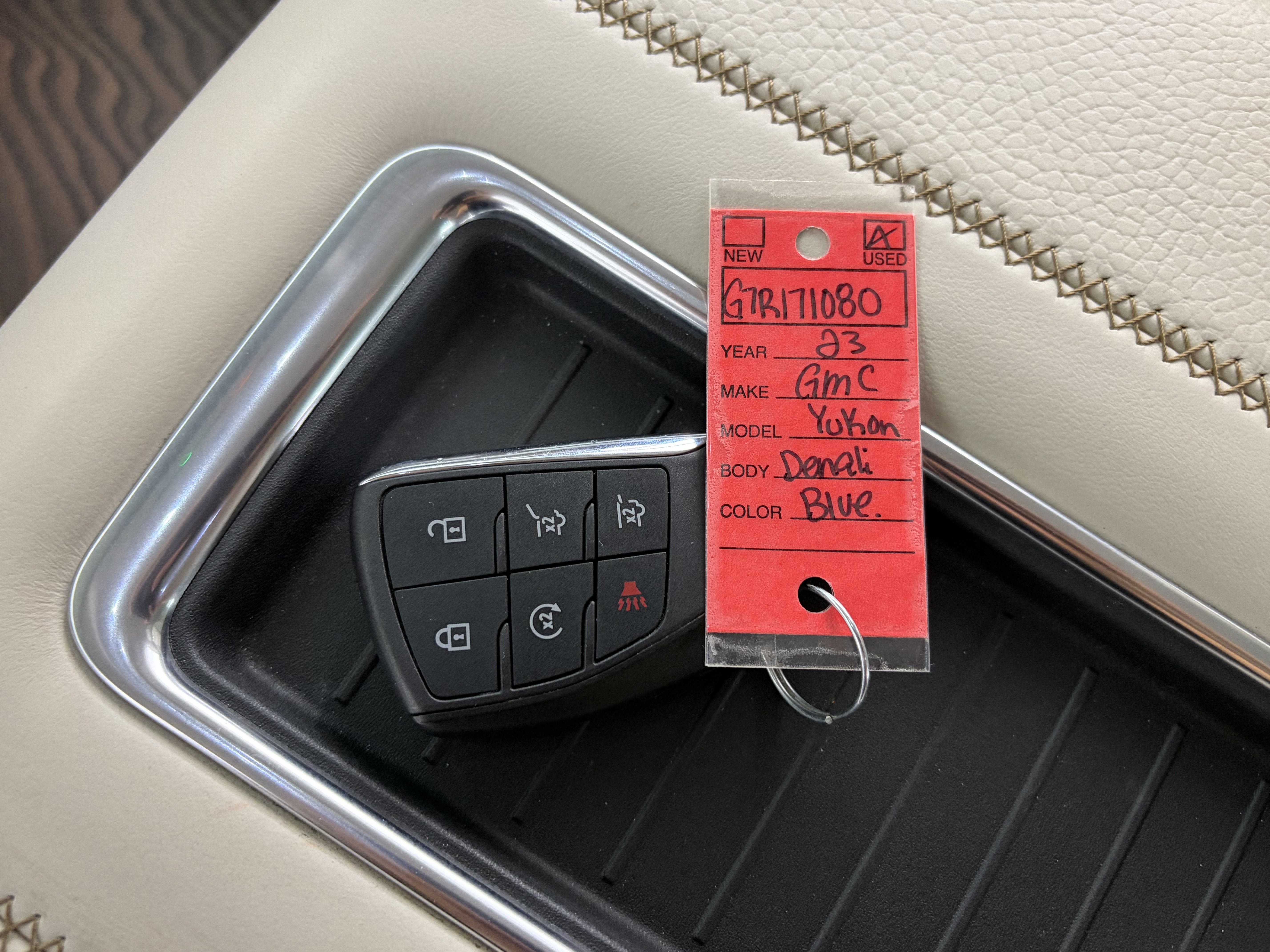 Used 2023 GMC Yukon Denali AWD/4WD image 36