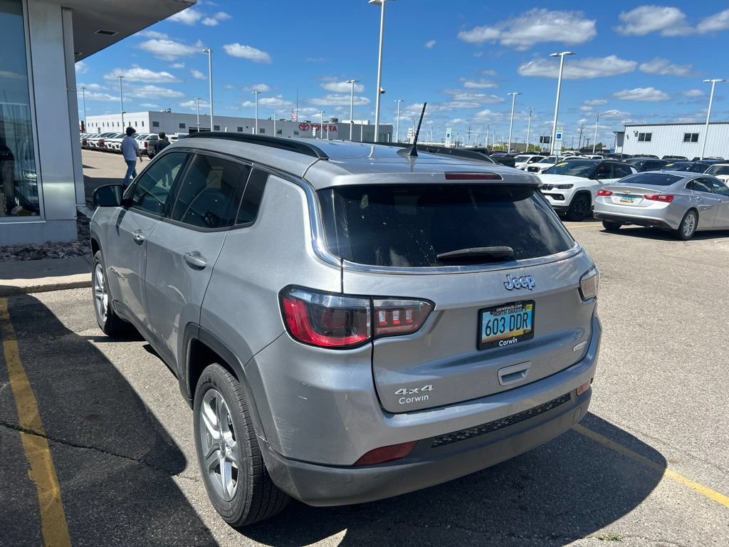 Certified 2023 Jeep Compass Latitude w/ Convenience Group AWD/4WD image 6