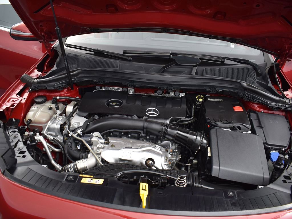 Used 2022 Mercedes-Benz GLA 250 4MATIC image 30