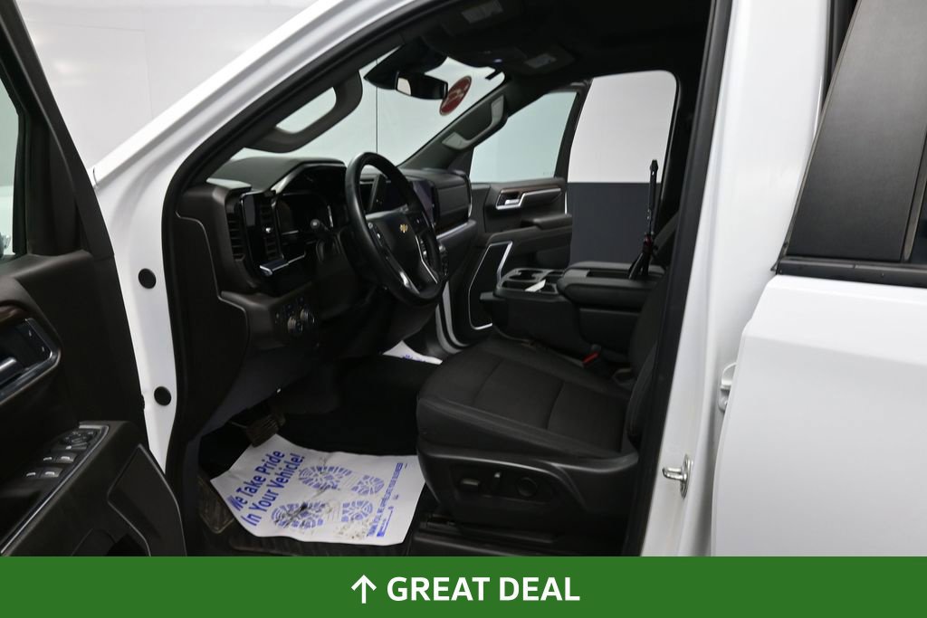 Used 2025 Chevrolet Silverado 1500 LT w/ Work Truck Package AWD/4WD image 33