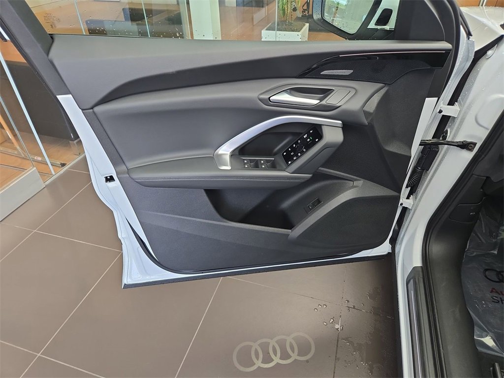 New 2025 Audi Q5 Premium Plus image 13