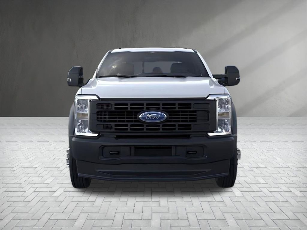 New 2026 Ford F550 4x4 Crew Cab image 7