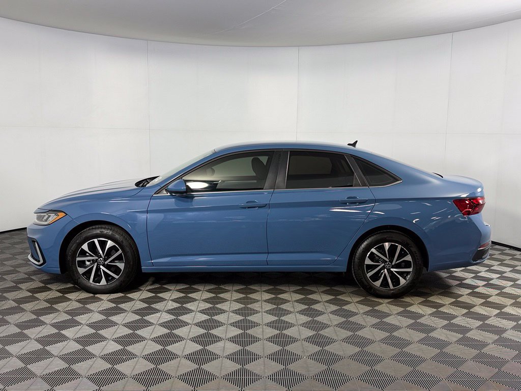Used 2025 Volkswagen Jetta S FWD image 11