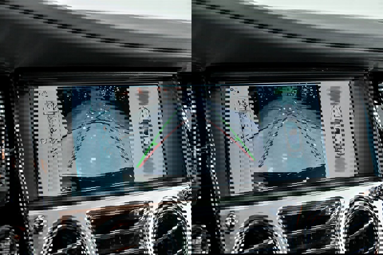 Used 2014 Rolls-Royce Wraith image 35