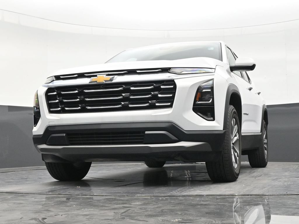 Used 2025 Chevrolet Equinox LT w/ Safety and Technology Package FWD image 27