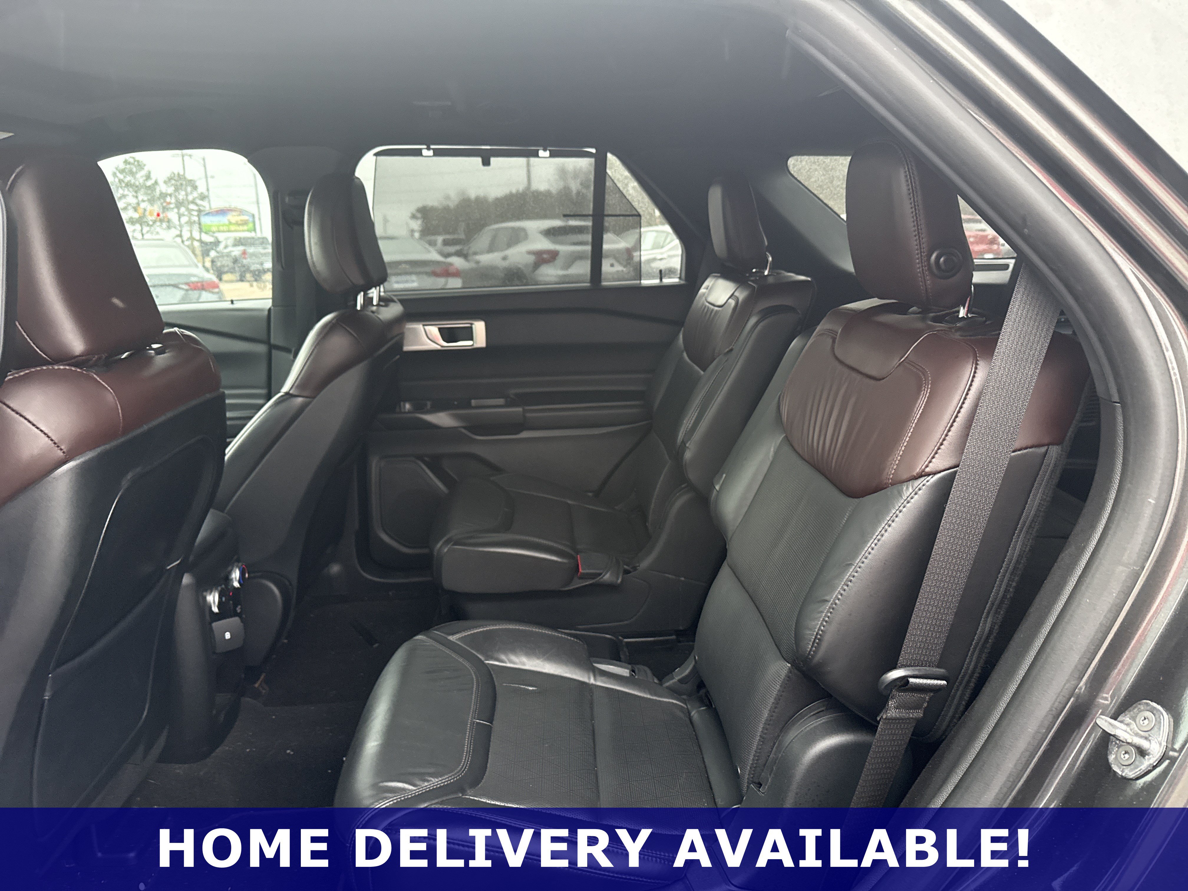 Used 2020 Ford Explorer Platinum w/ Premium Technology Package AWD/4WD image 12
