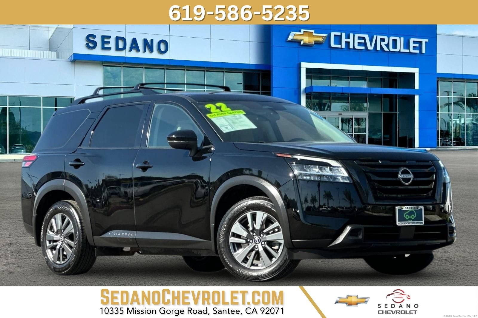 Used 2022 Nissan Pathfinder SV w/ SV Black Package FWD image 1