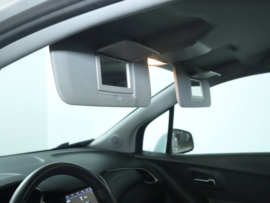 Used 2018 Chevrolet Trax LS image 19