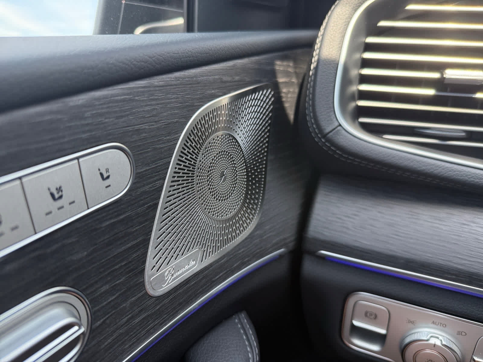 New 2026 Mercedes-Benz GLS 450 4MATIC image 28