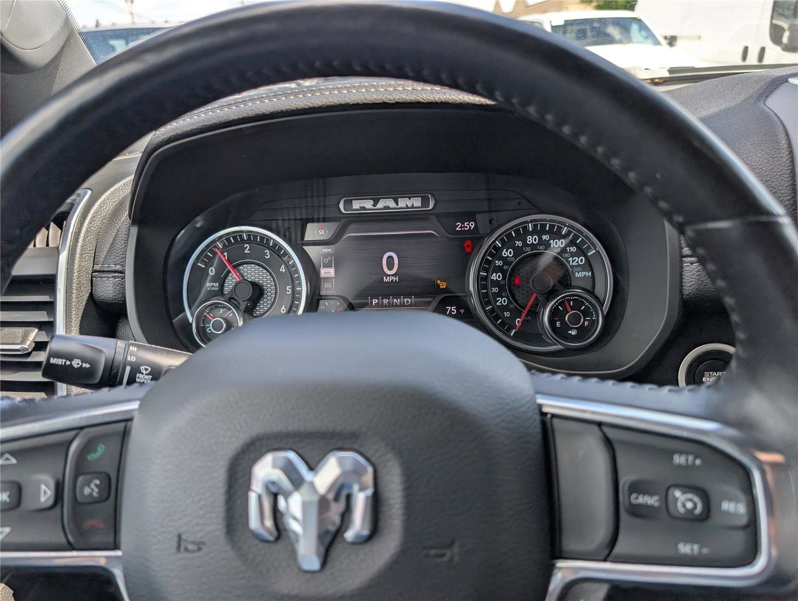 Used 2024 RAM 1500 Laramie AWD/4WD image 29