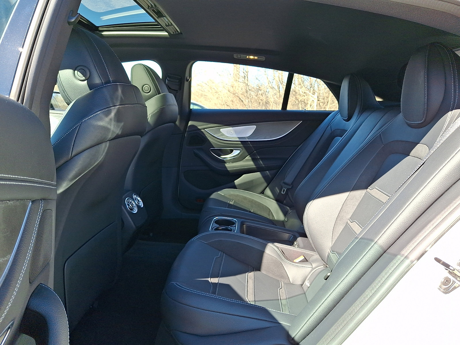 Used 2022 Mercedes-Benz AMG GT 43 image 5