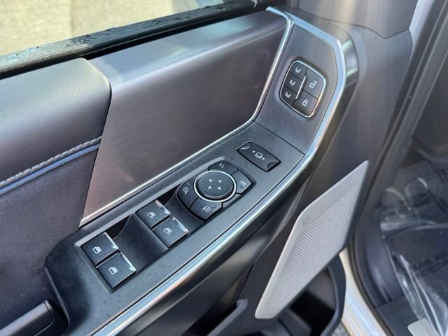 Used 2026 Ford F250 Platinum AWD/4WD image 22