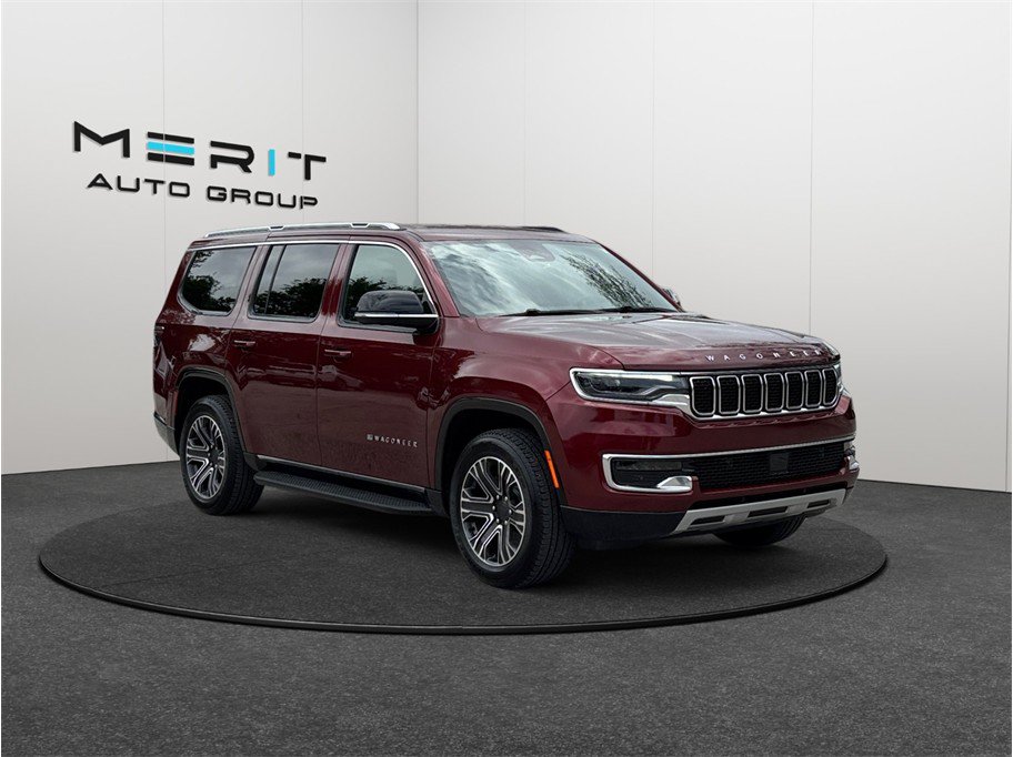 Used 2024 Jeep Wagoneer Series II w/ Flexible Seating Group RWD image 1