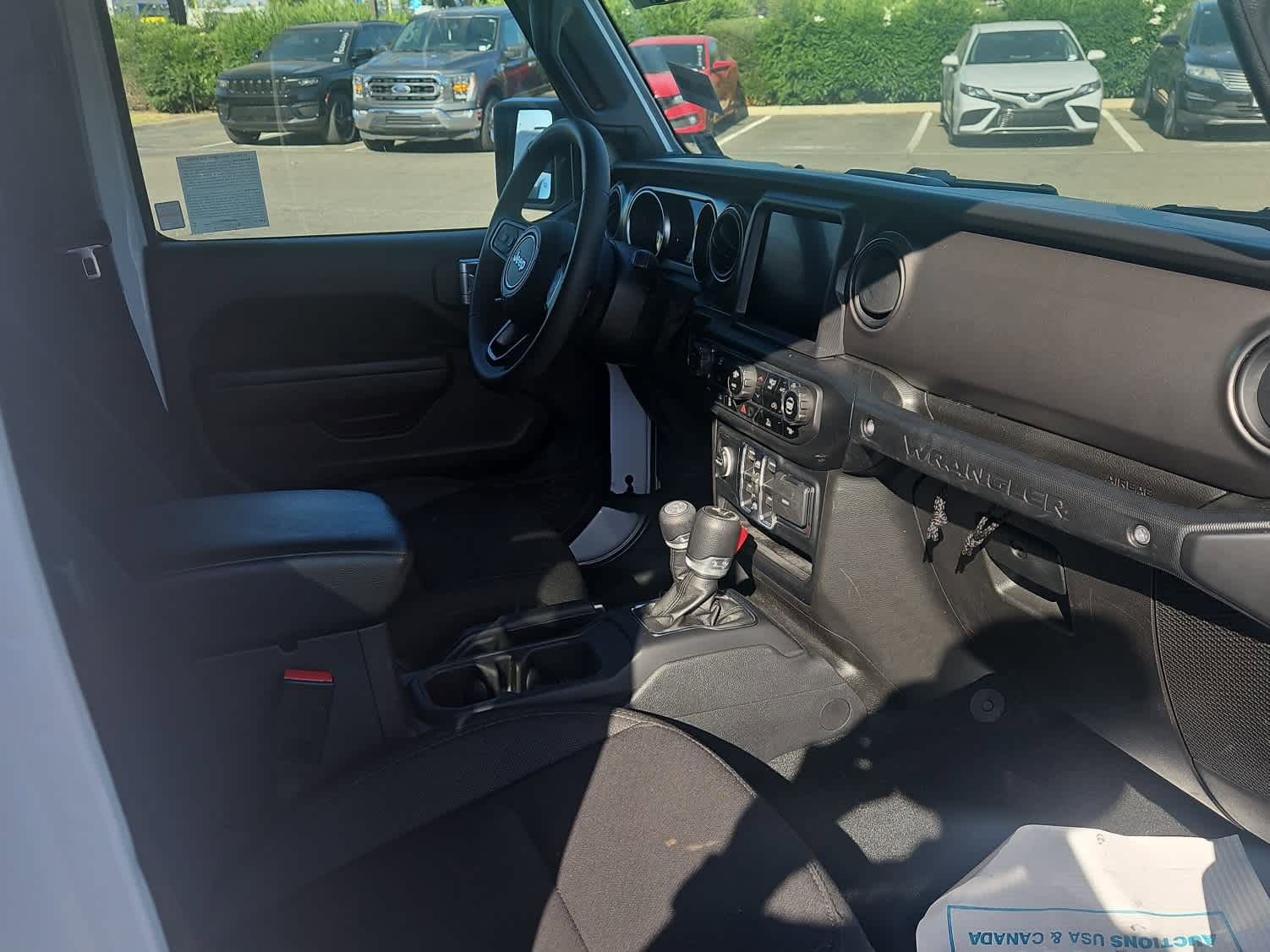 Used 2023 Jeep Wrangler Unlimited w/ 8.4" Radio Group AWD/4WD image 11
