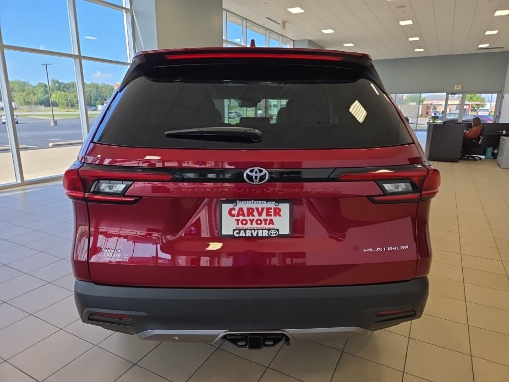 New 2025 Toyota Grand Highlander AWD image 8