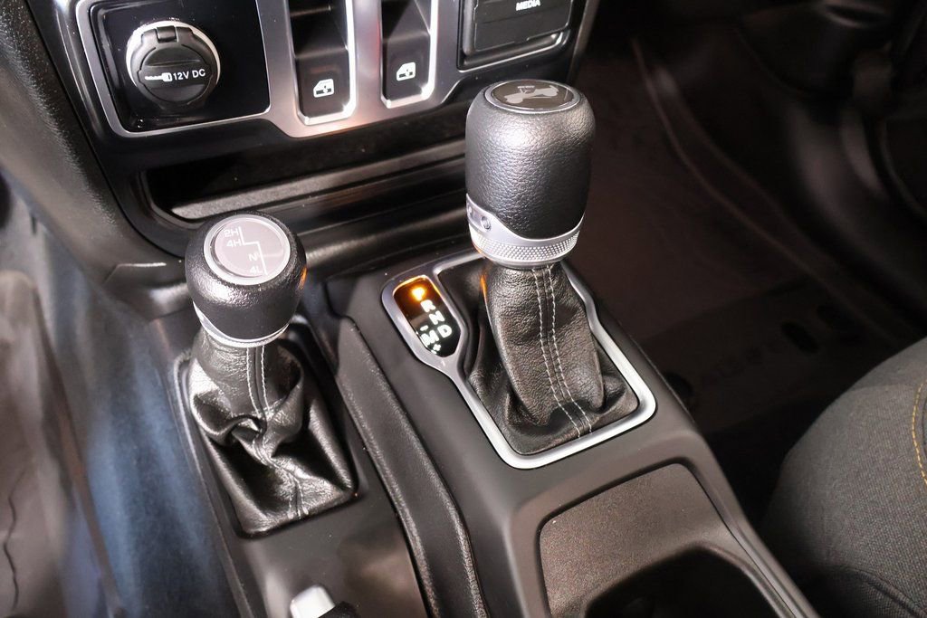 Used 2024 Jeep Wrangler Sport S image 8