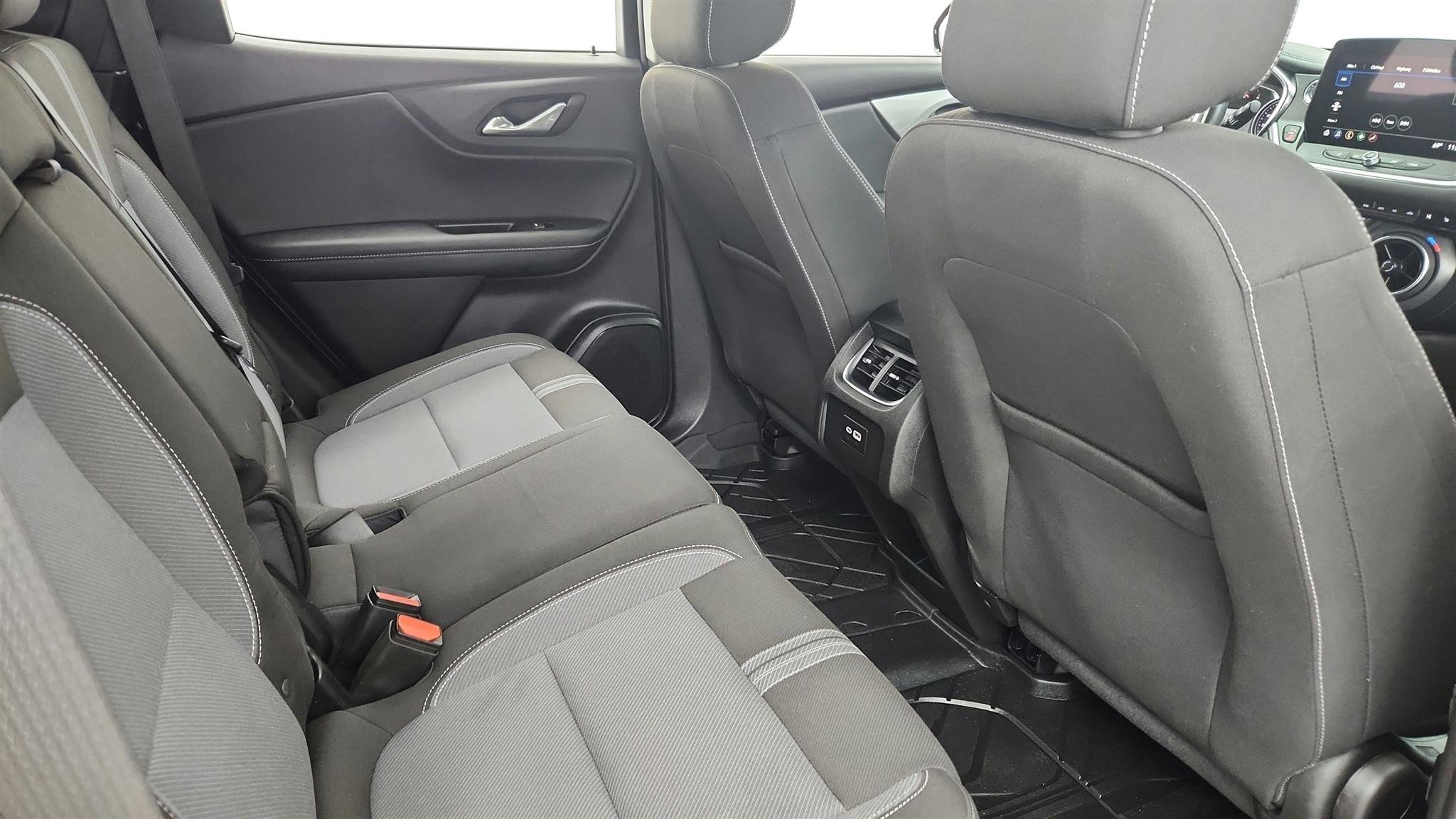 Used 2024 Chevrolet Blazer LT w/ Convenience Package FWD image 36