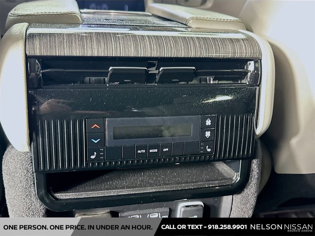 Used 2022 Jeep Wagoneer Series III w/ Convenience Group I image 27