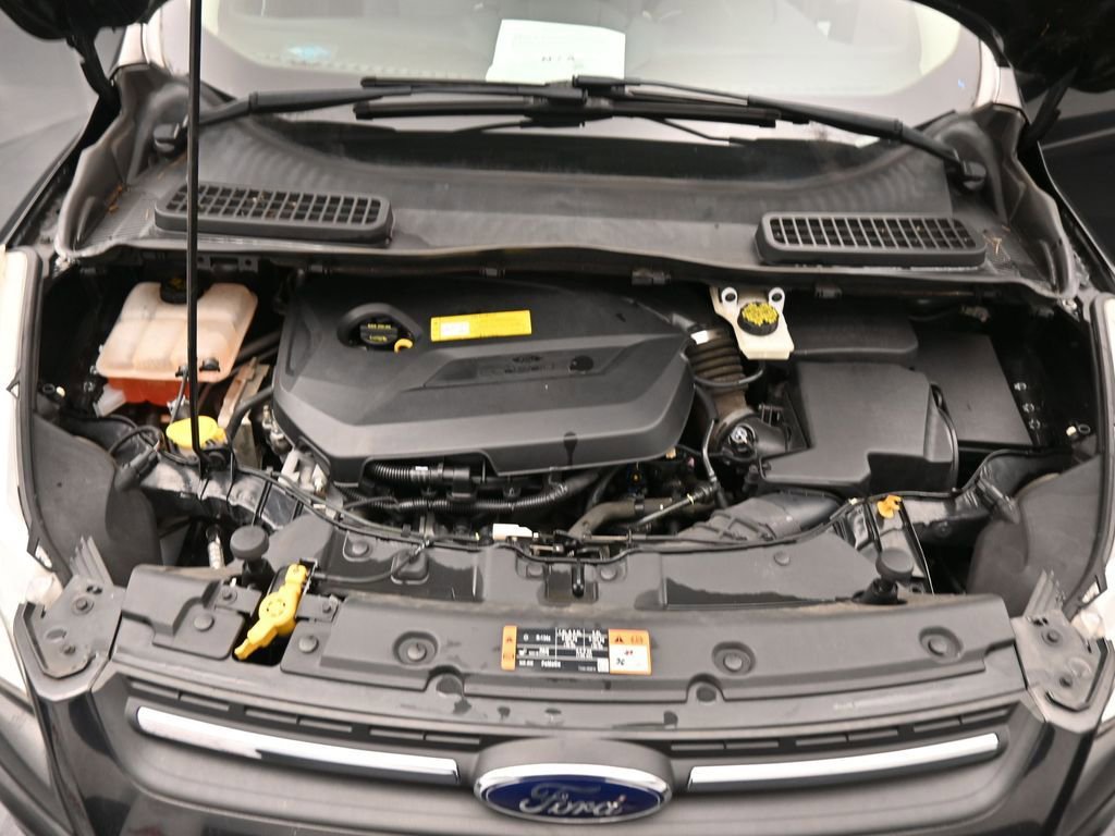 Used 2015 Ford Escape SE image 14