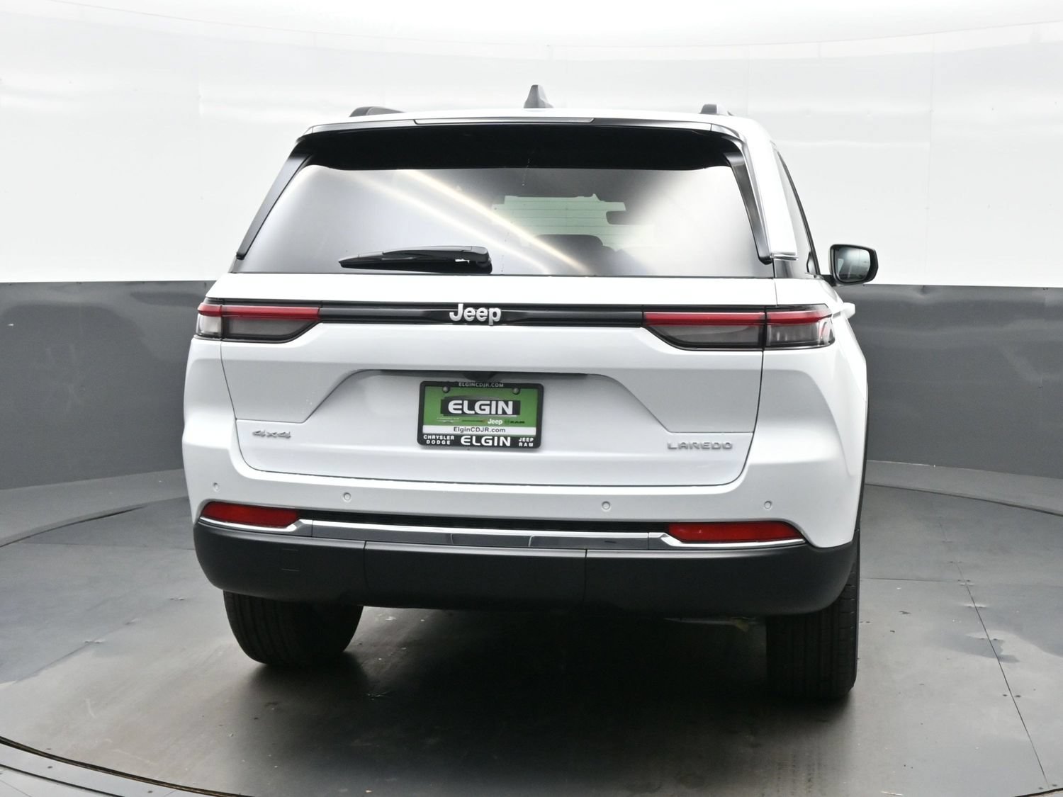 New 2027 Jeep Grand Cherokee Laredo AWD/4WD image 7