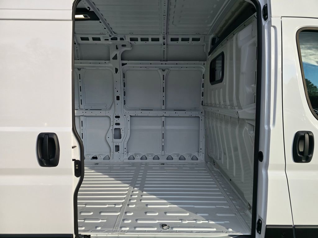 New 2026 RAM ProMaster 2500 w/ Advanced Safety Group image 16