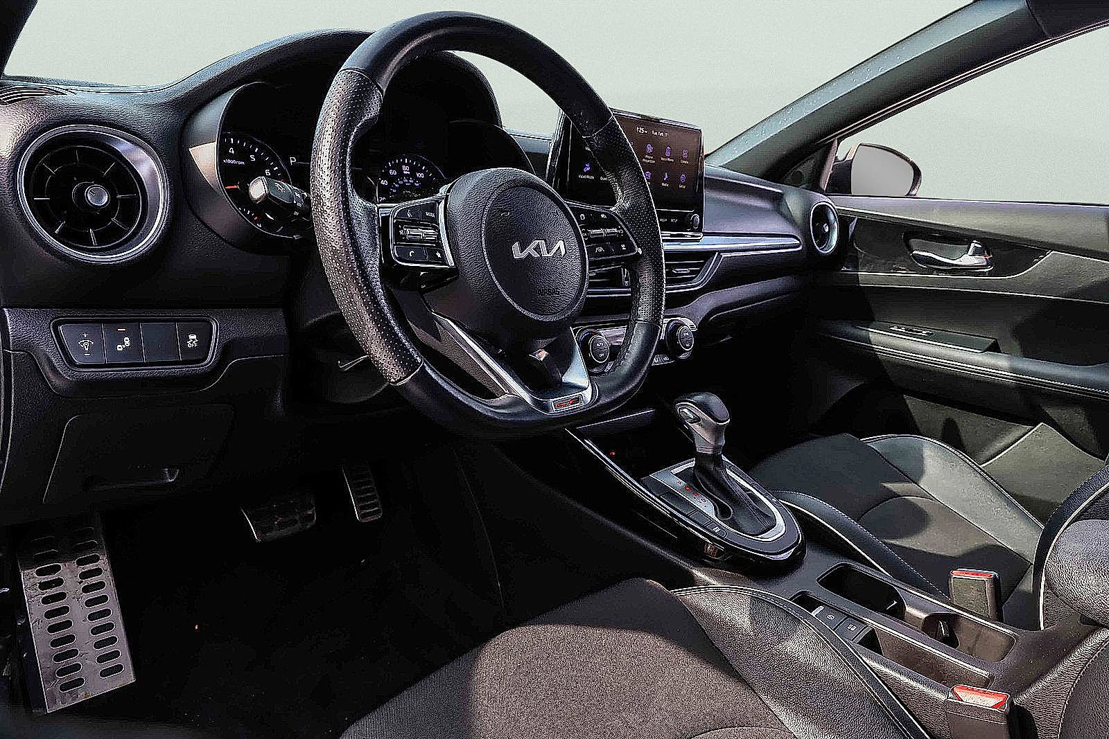 Certified 2023 Kia Forte GT-Line w/ GT-Line Technology Package image 8