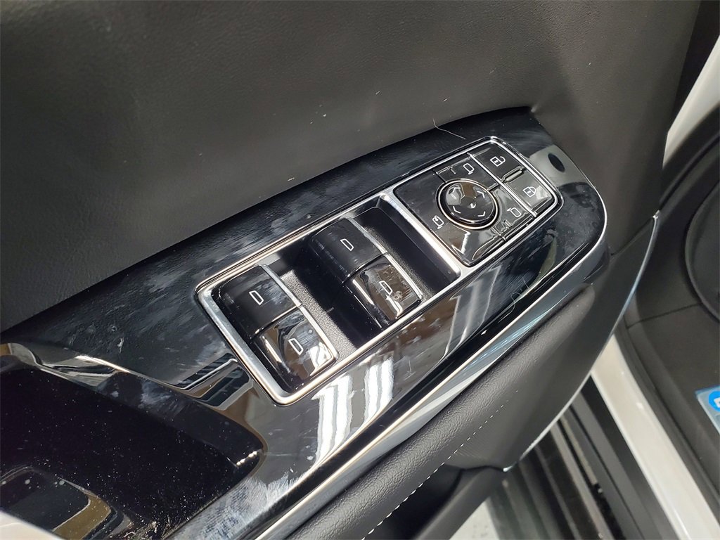 New 2025 Cadillac Escalade Premium Luxury w/ LPO, Radiant Package image 9