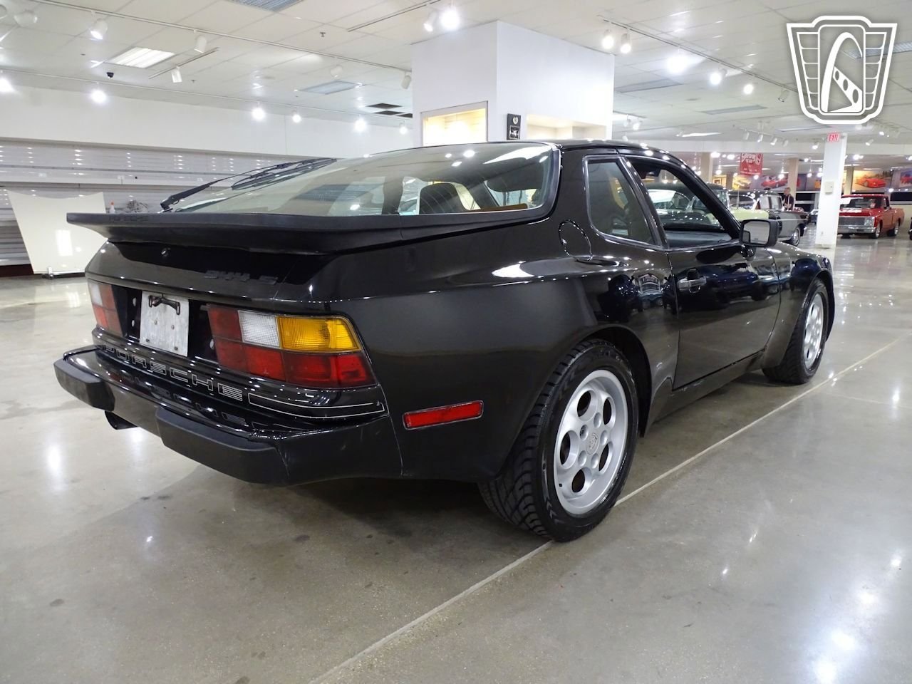 Used 1987 Porsche 944 S RWD image 16