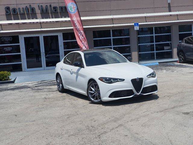 New 2024 Alfa Romeo Giulia Sprint RWD video 1