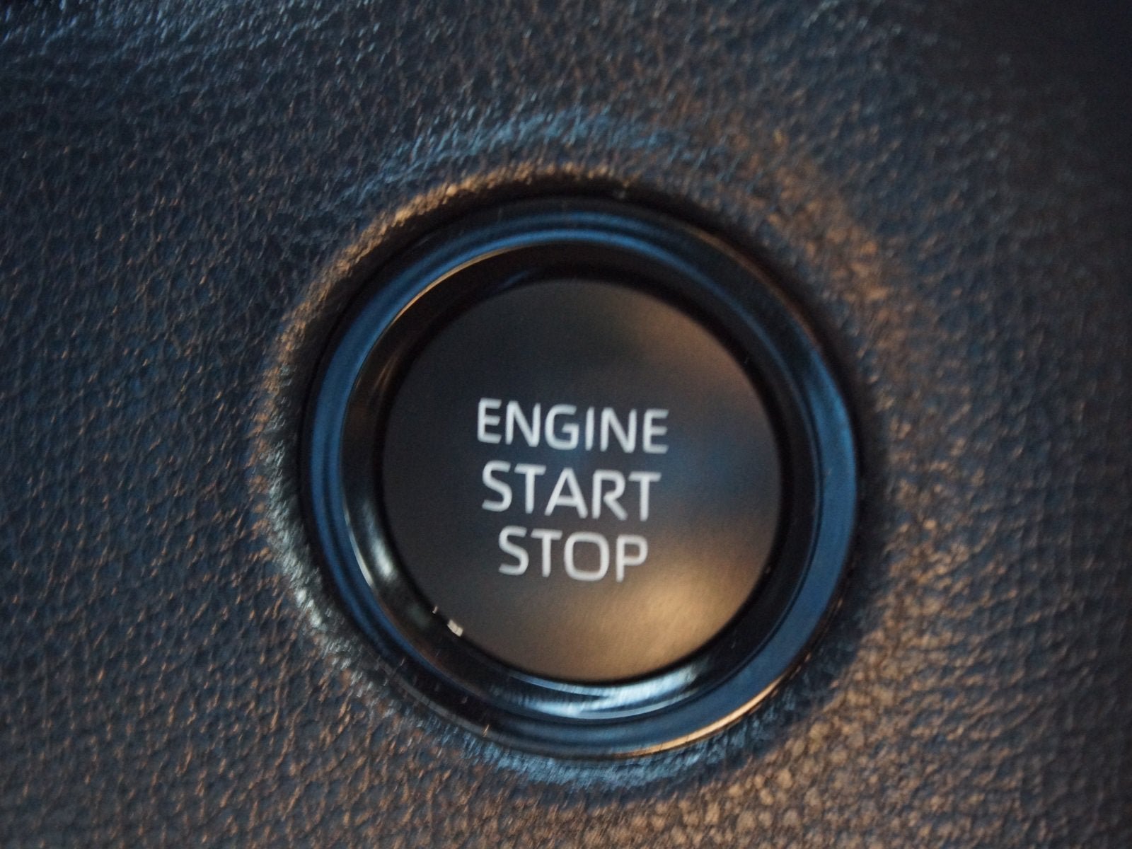 Used 2025 Toyota Tundra SR5 AWD/4WD image 8