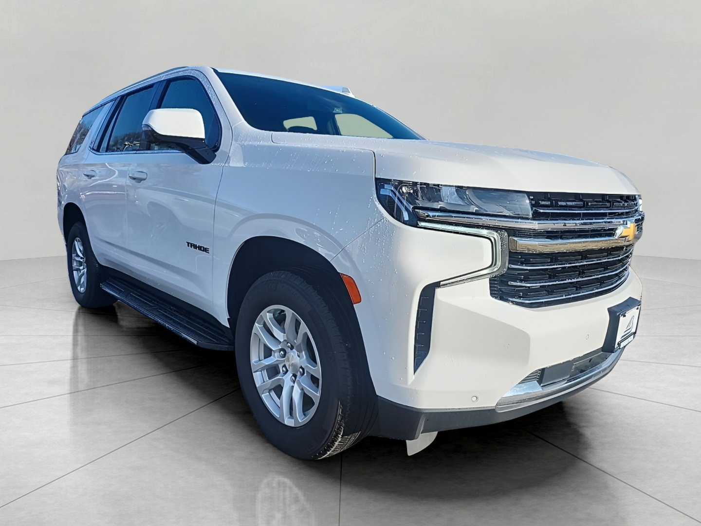 Used 2023 Chevrolet Tahoe LT w/ Luxury Package image 2
