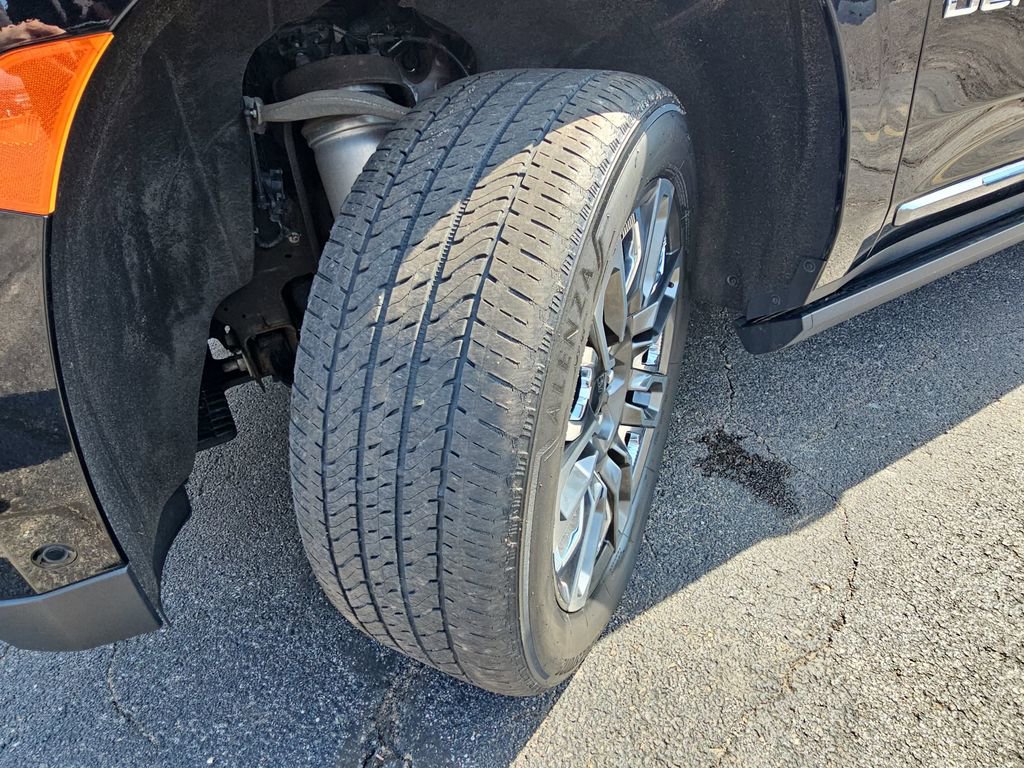 Used 2023 GMC Yukon XL Denali Ultimate image 39