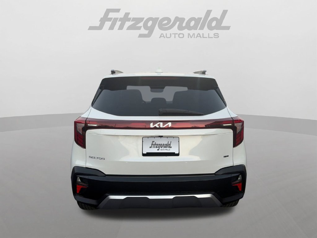 Used 2024 Kia Seltos EX AWD/4WD image 15