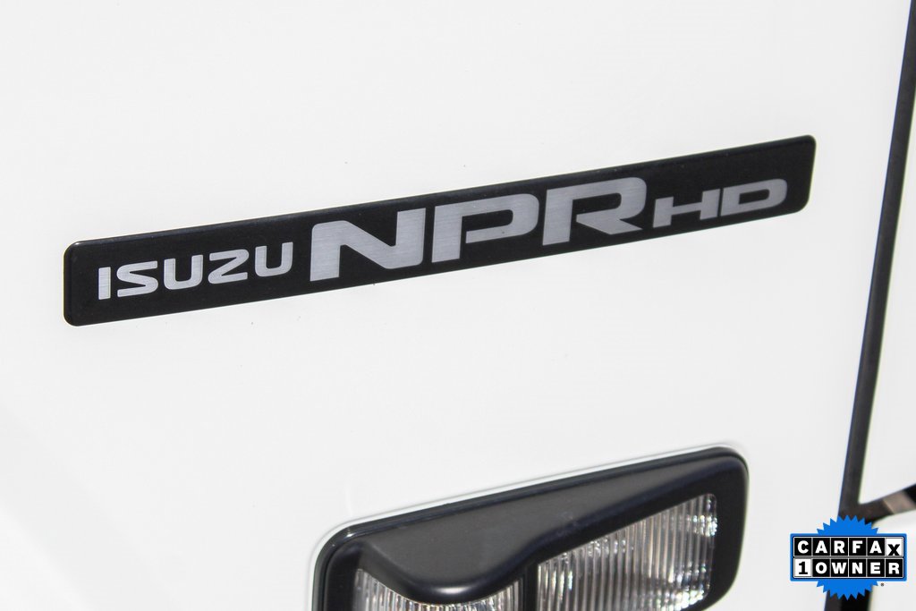 Used 2024 Isuzu NPR image 39