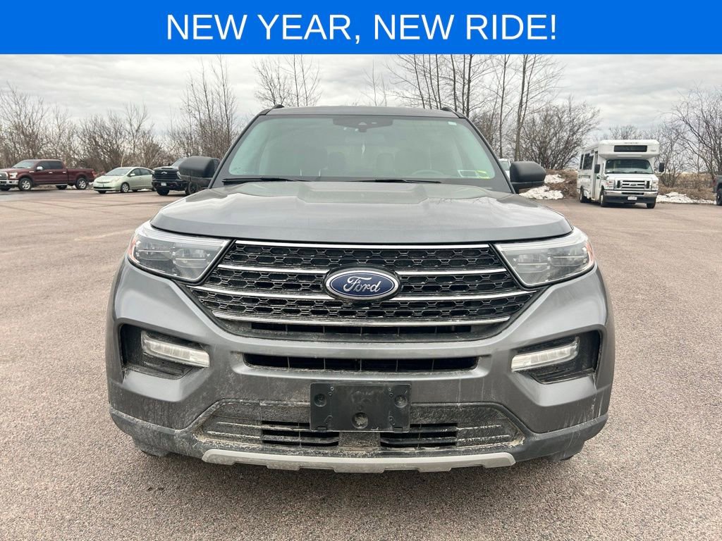 Certified 2021 Ford Explorer XLT w/ Equipment Group 202A image 9