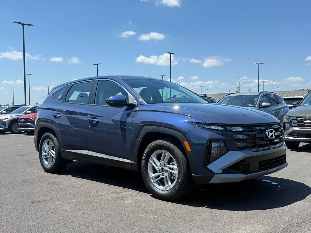 New 2026 Hyundai Tucson SE FWD image 3