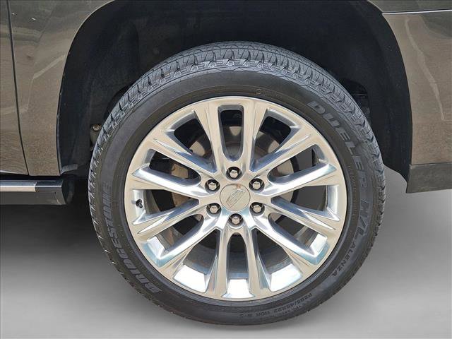 Used 2020 Cadillac Escalade ESV Premium Luxury AWD/4WD image 26