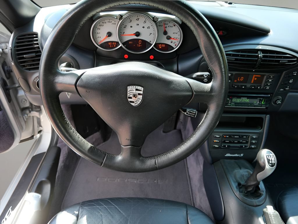 Used 2000 Porsche Boxster S RWD image 13