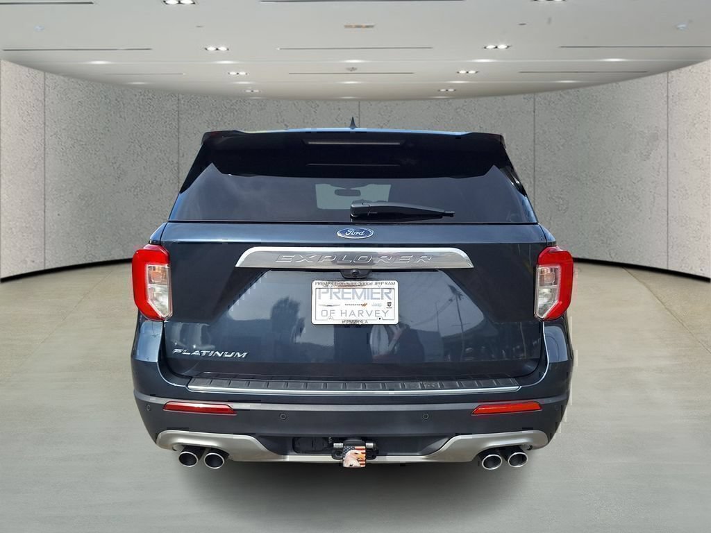 Used 2022 Ford Explorer Platinum w/ Equipment Group 601A RWD image 4