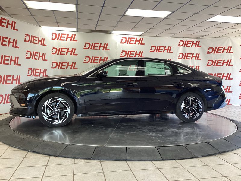 New 2026 Hyundai Sonata SEL FWD image 4