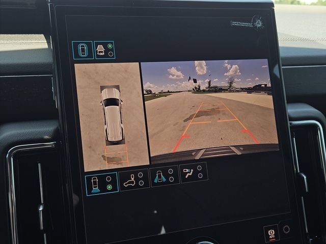 New 2026 GMC Yukon XL Denali AWD/4WD image 14